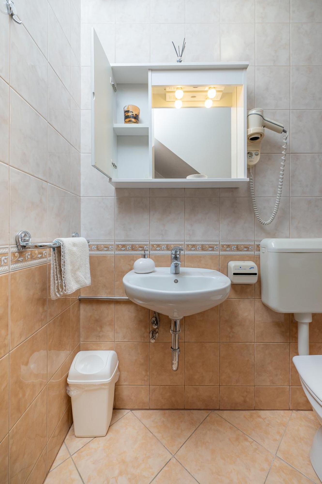 Rooms & Apartments Pr Matjon Блед Екстериор снимка
