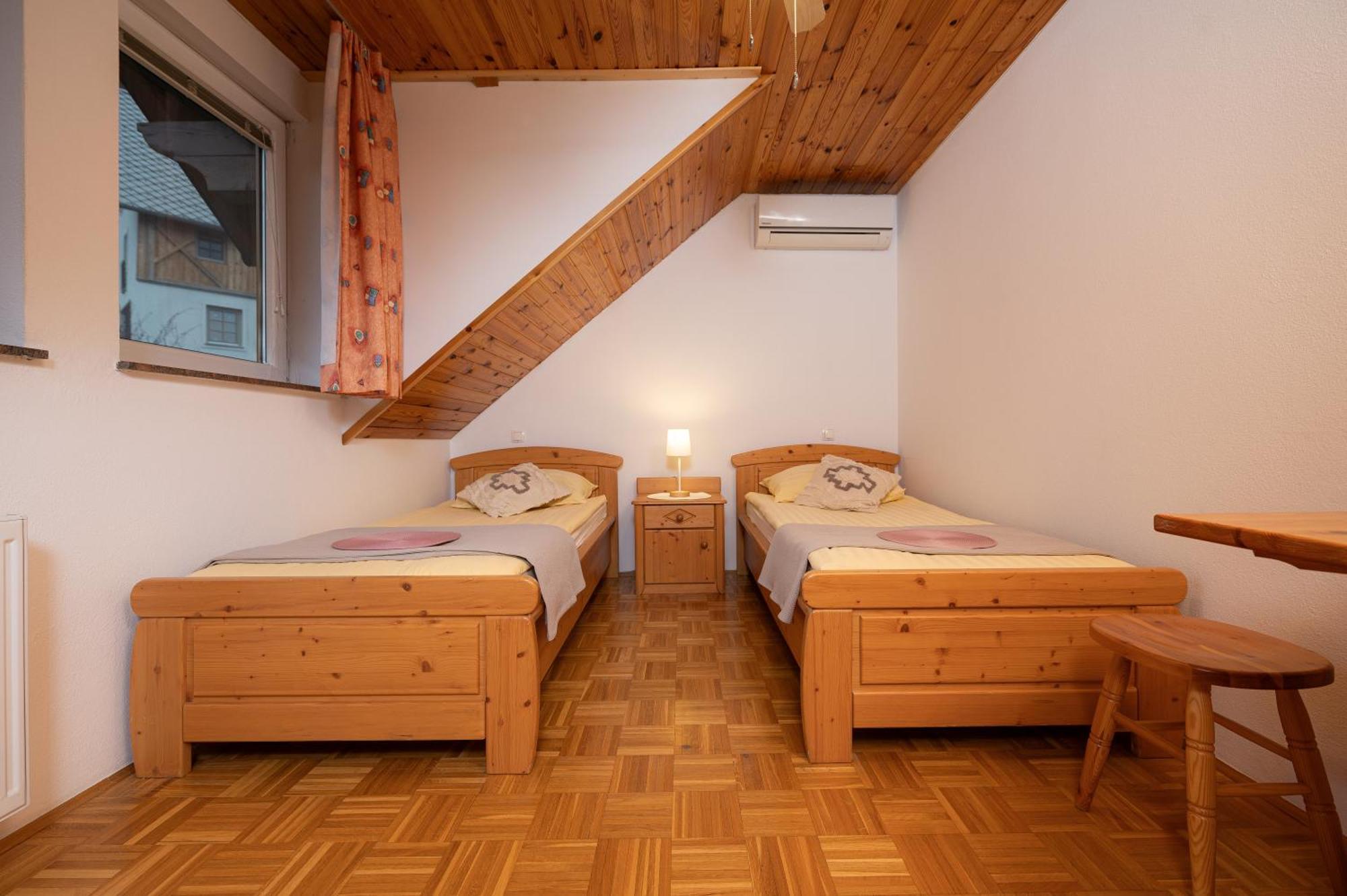Rooms & Apartments Pr Matjon Блед Екстериор снимка